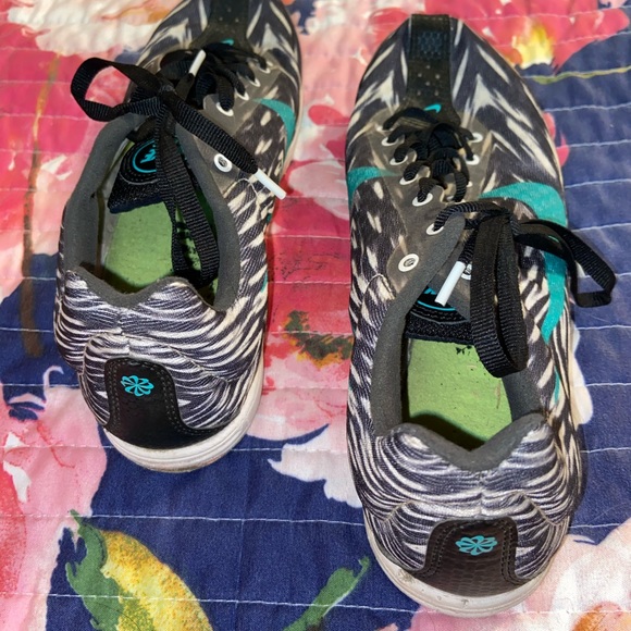 Nike woman’s track spikes - Picture 3 of 5